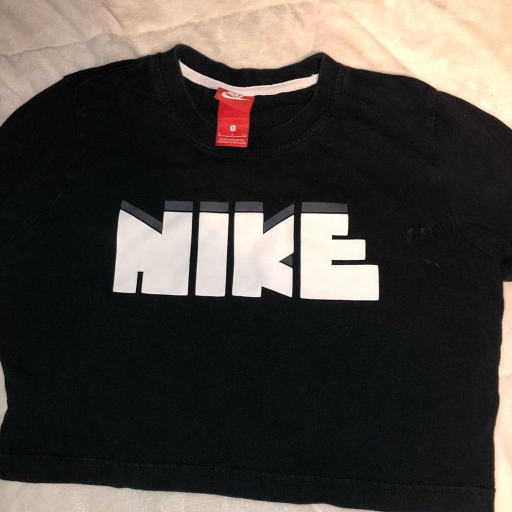 Nike Black and White Logo Cropped Tee